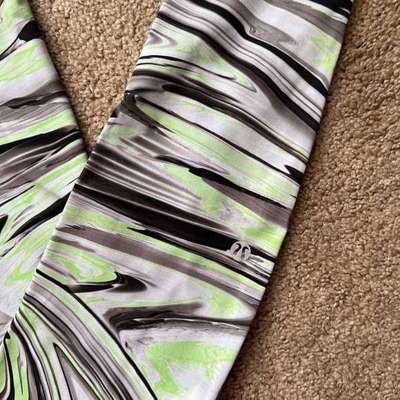 NWT $128 Lululemon FF High Rise Tight Leggings Multi - Picture 3 of 5